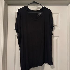 Time and Tru Black Ruffle Outline 3XL